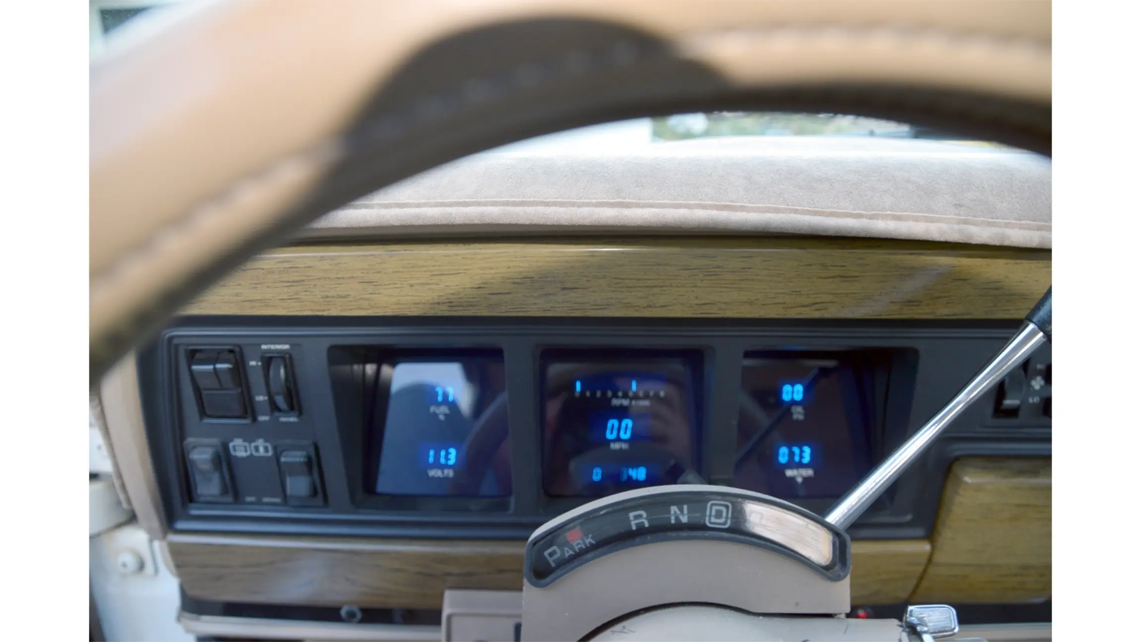 1990-jeep-grand-wagoneer-for-sale-nipomo-ca-08