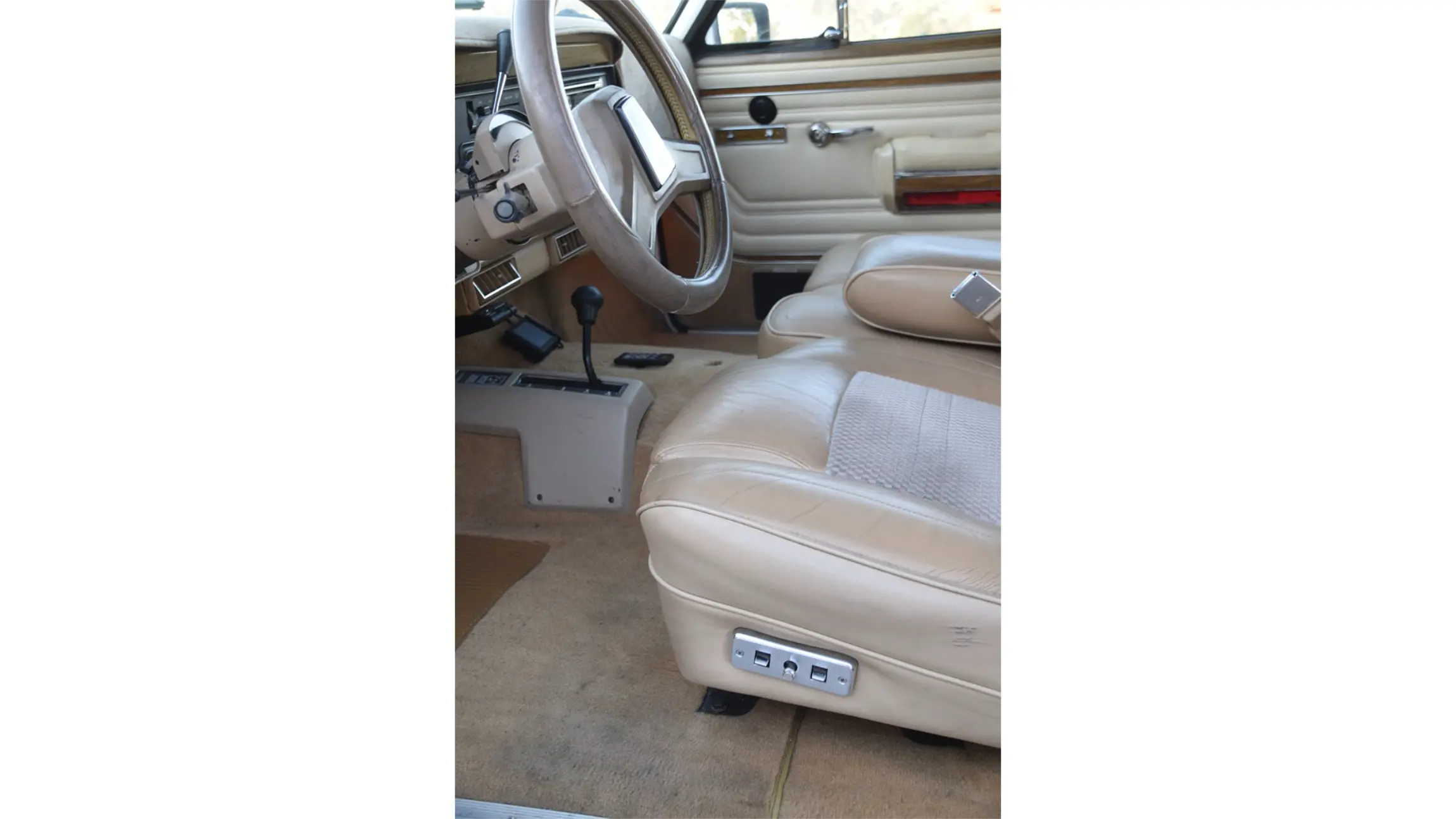 1990-jeep-grand-wagoneer-for-sale-nipomo-ca-12