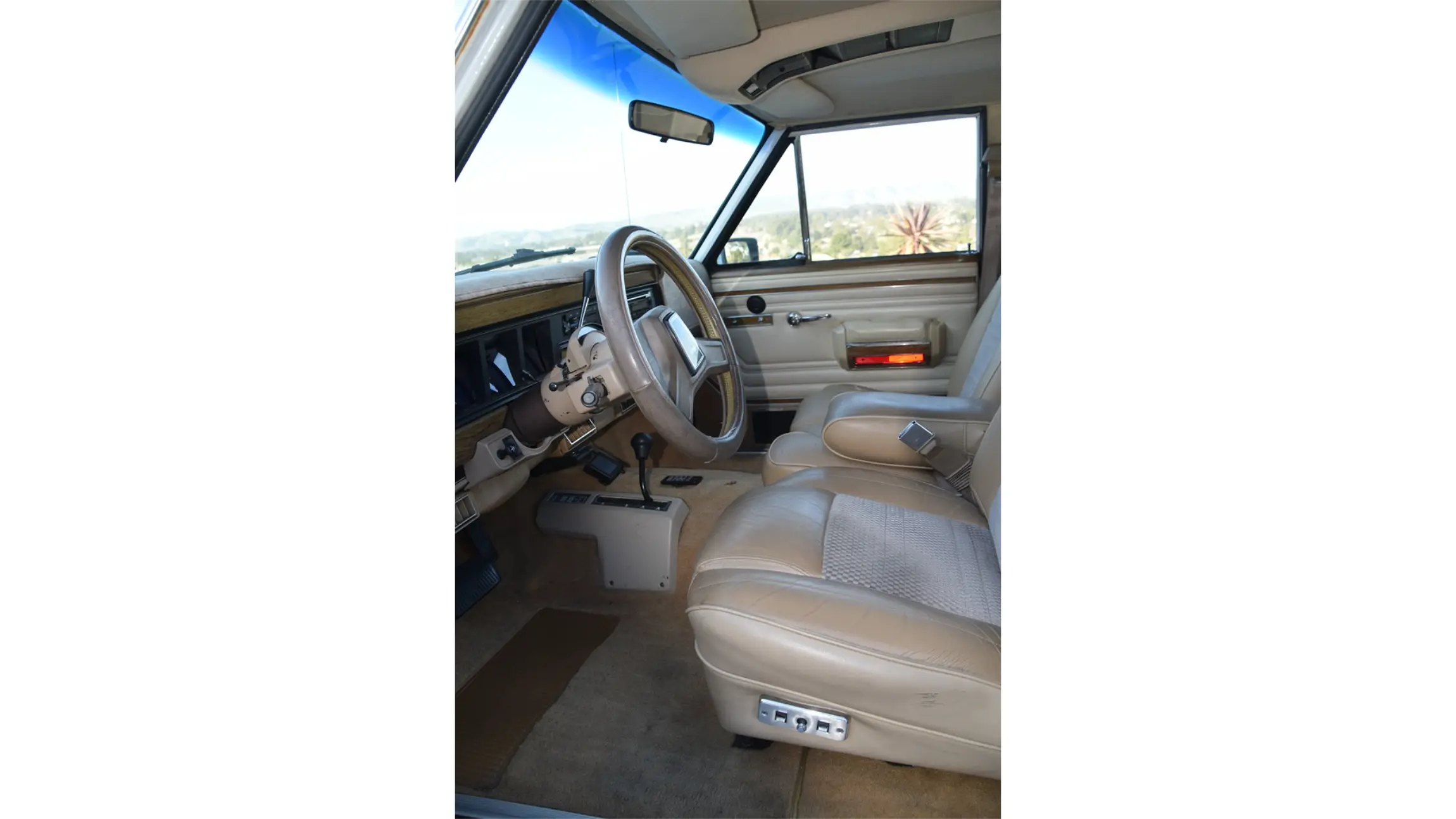 1990-jeep-grand-wagoneer-for-sale-nipomo-ca-14