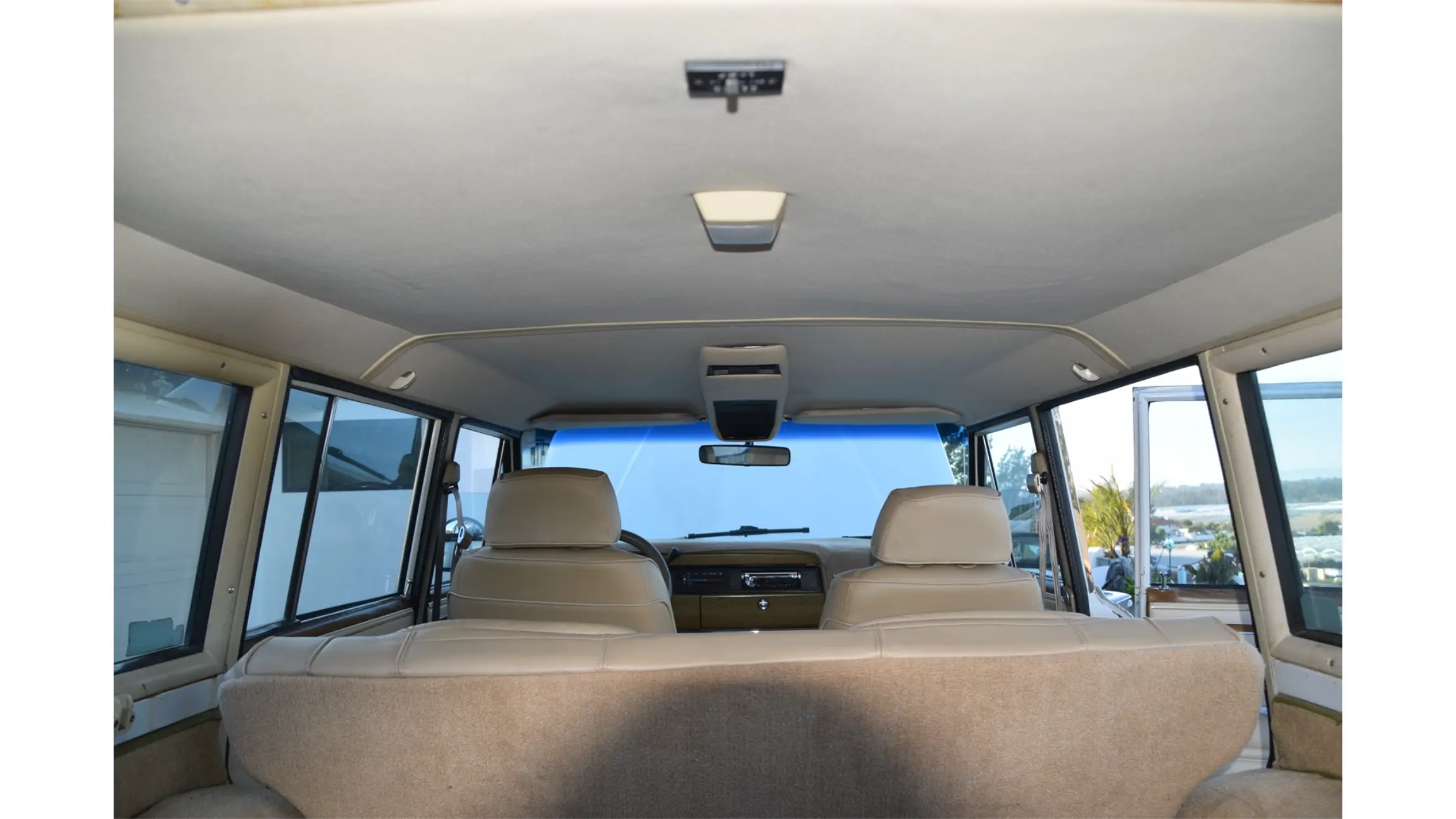 1990-jeep-grand-wagoneer-for-sale-nipomo-ca-44