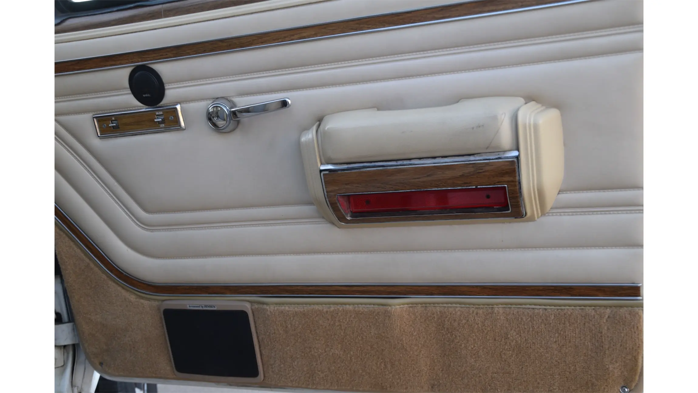 1990-jeep-grand-wagoneer-for-sale-nipomo-ca-48