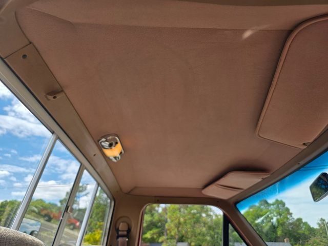 1991-ford-f150-xlt-lariat-for-sale (15)