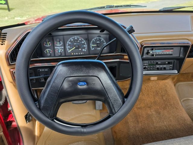 1991-ford-f150-xlt-lariat-for-sale (31)