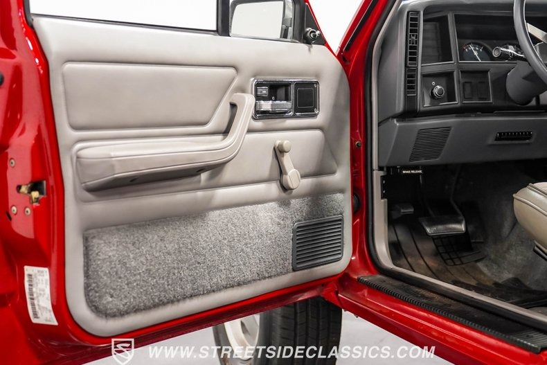 1991-jeep-comanche-pioneer (48)