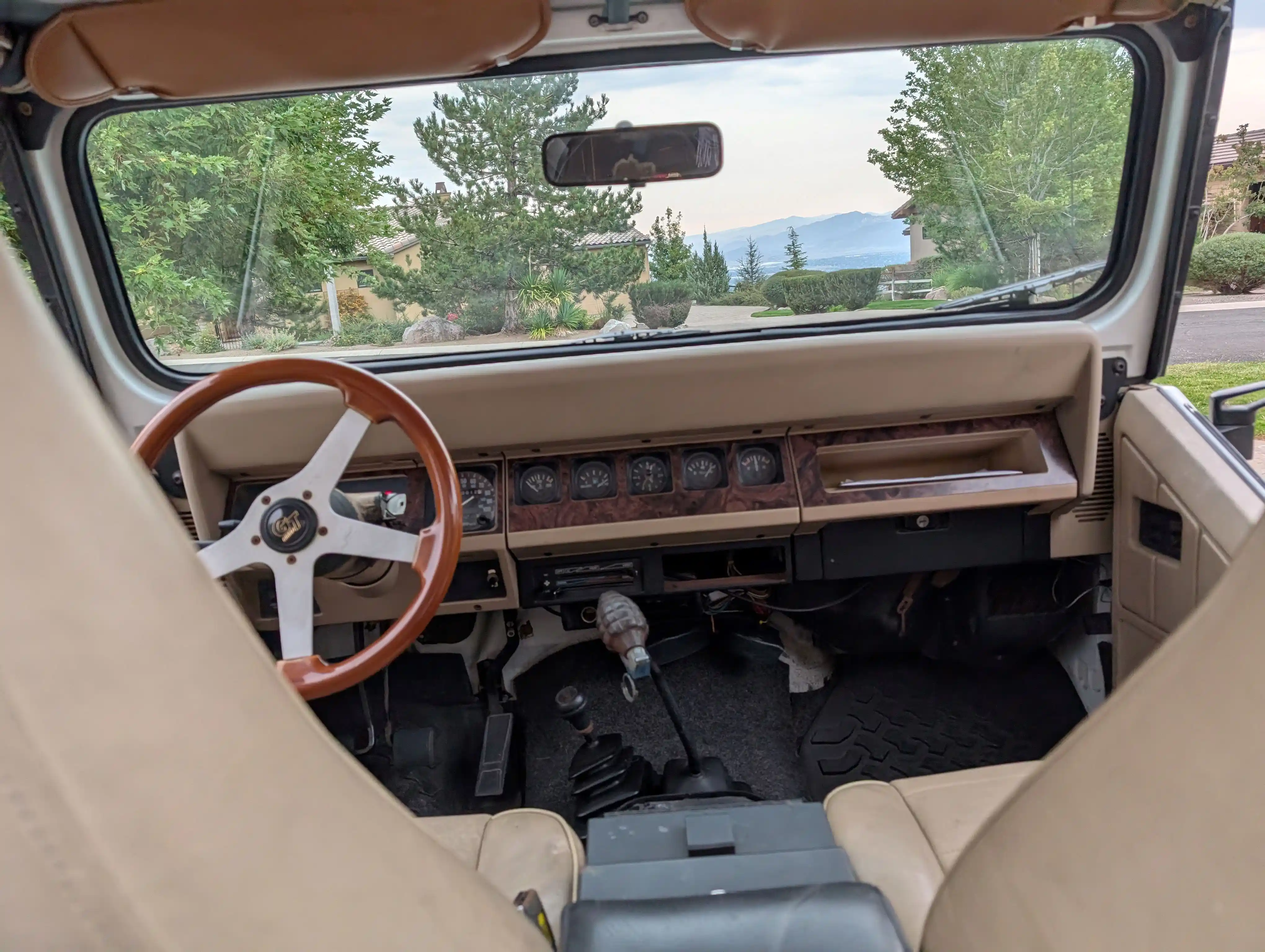 1991-jeep-wrangler-for-sale-02