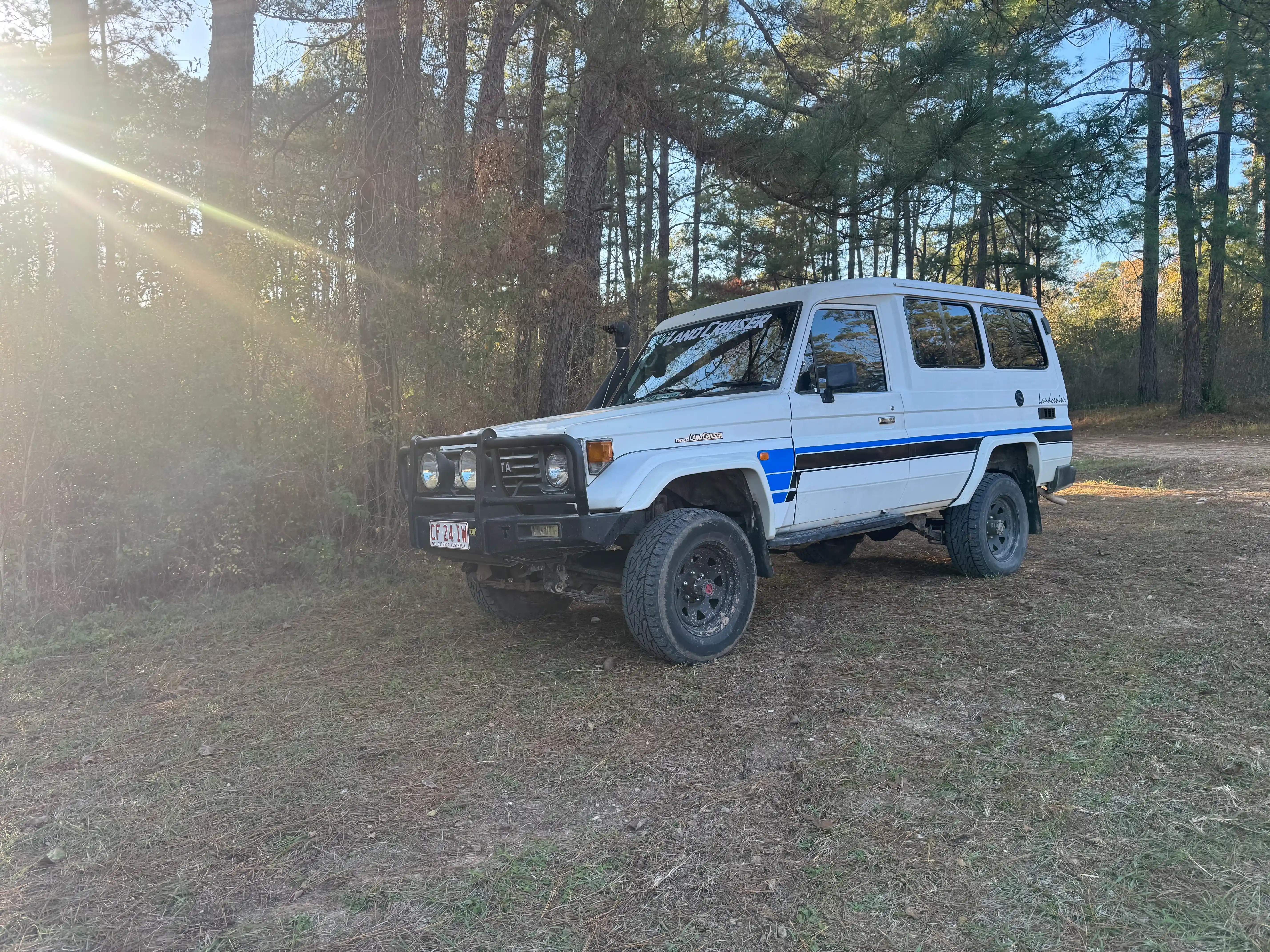 1992-Toyota-Land-Cruiser-FJ75-Troopy-for-sale-01