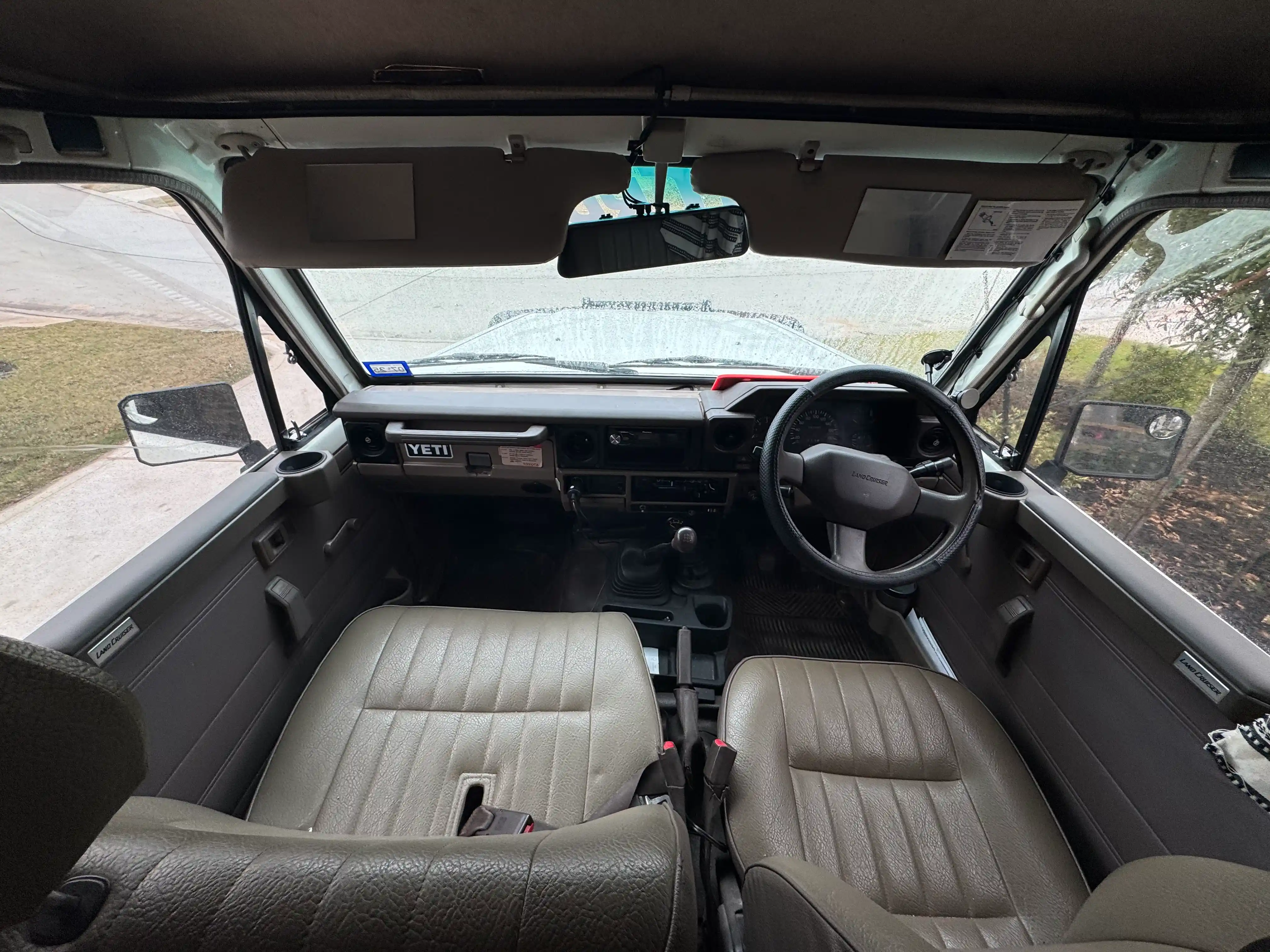 1992-Toyota-Land-Cruiser-FJ75-Troopy-for-sale-04