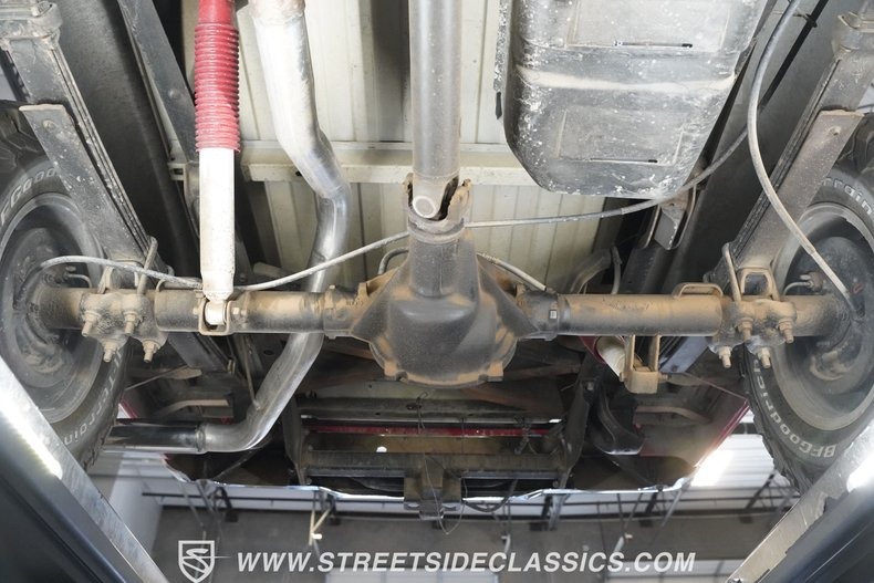 1992-chevy-c1500-ls-restomod (3)
