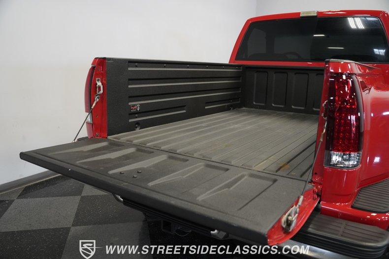 1992-chevy-c1500-ls-restomod (66)
