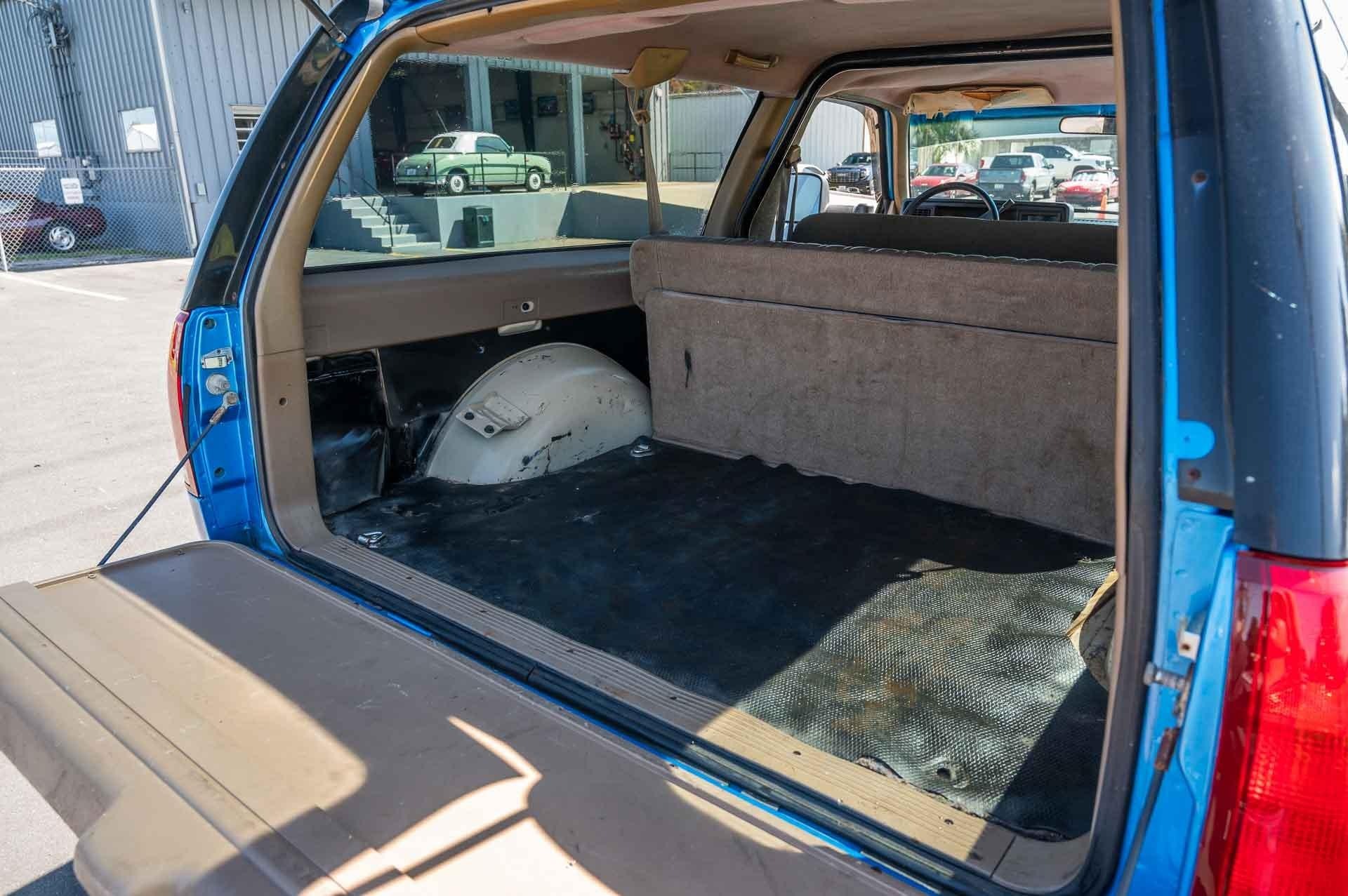 1992-gmc-yukon-sl (19)