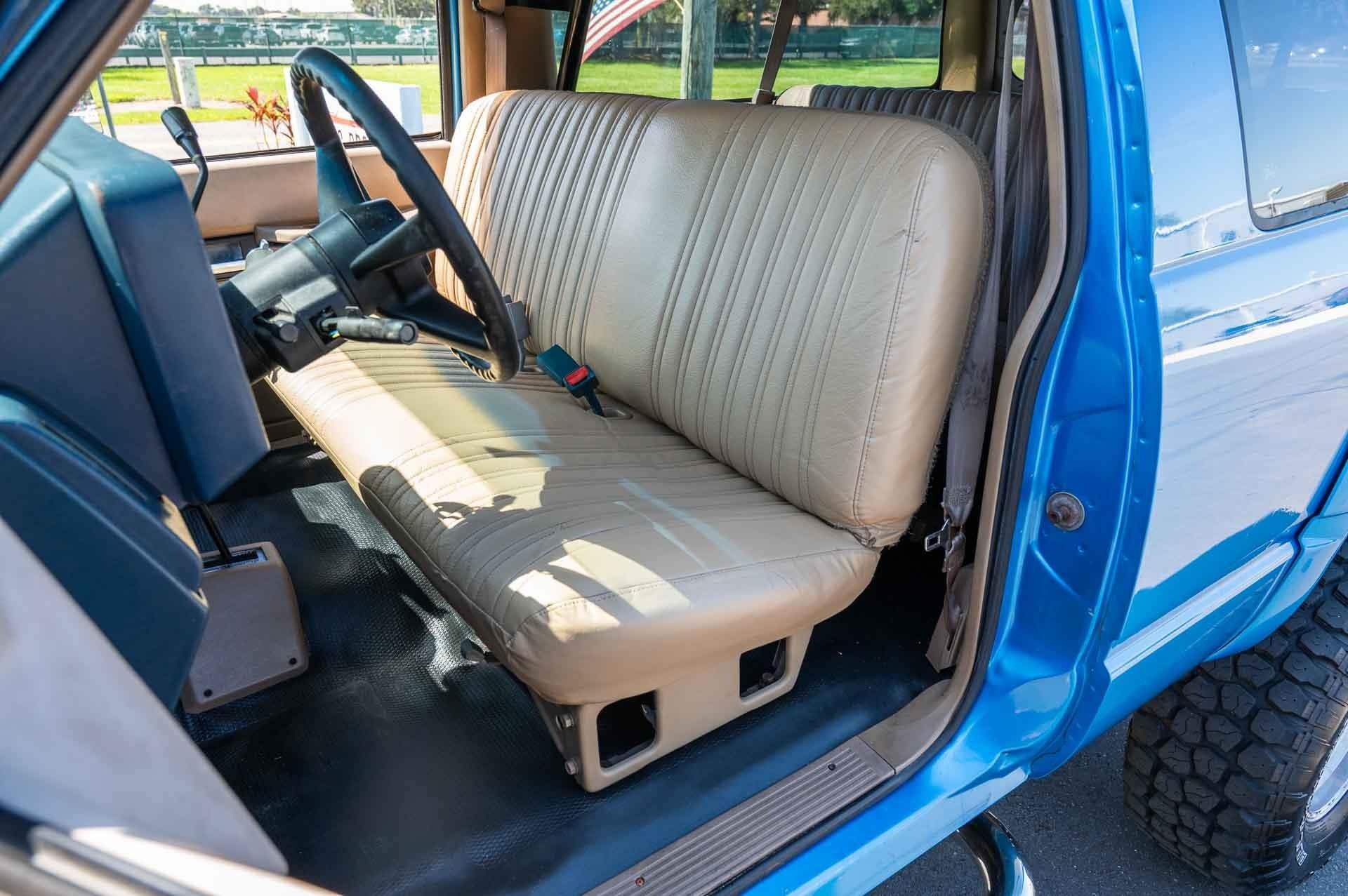 1992-gmc-yukon-sl (44)