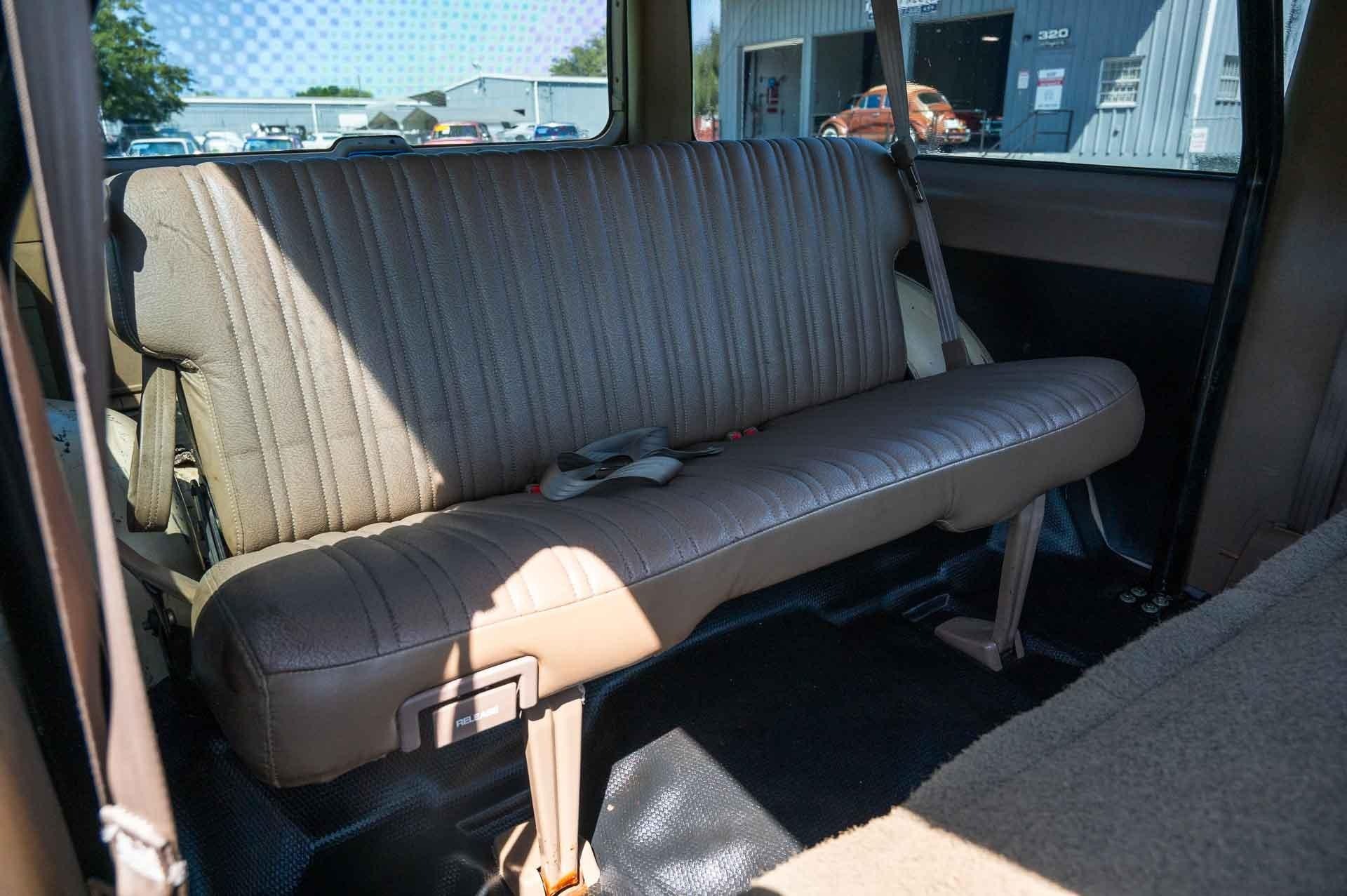 1992-gmc-yukon-sl (71)