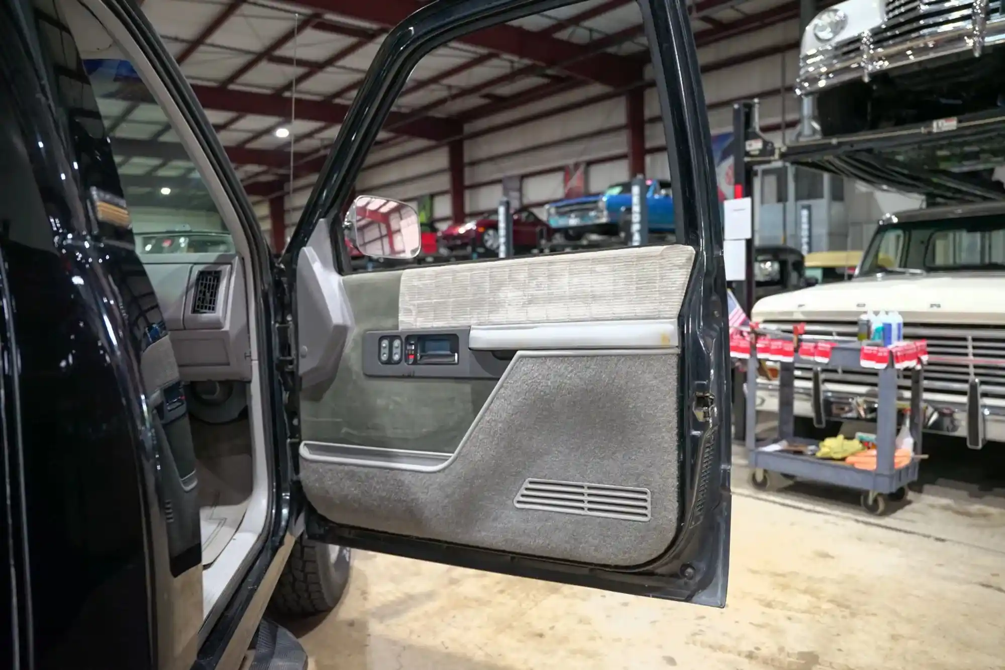 1993-chevrolet-k1500-z71-4x4-stepside-for-sale-grand-rapids-mi-58