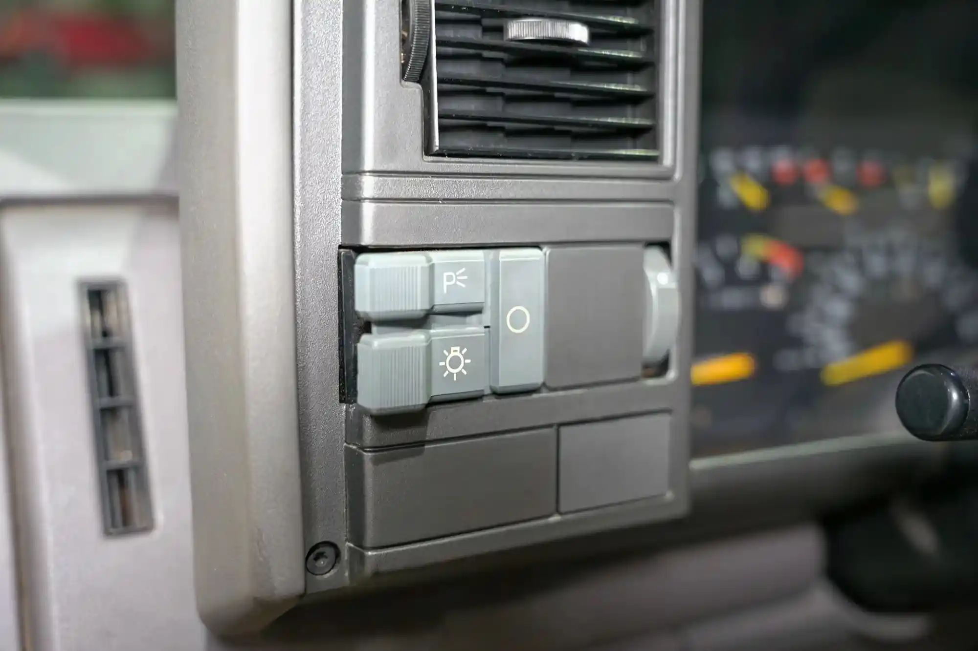 1993-chevrolet-k1500-z71-4x4-stepside-for-sale-grand-rapids-mi-74