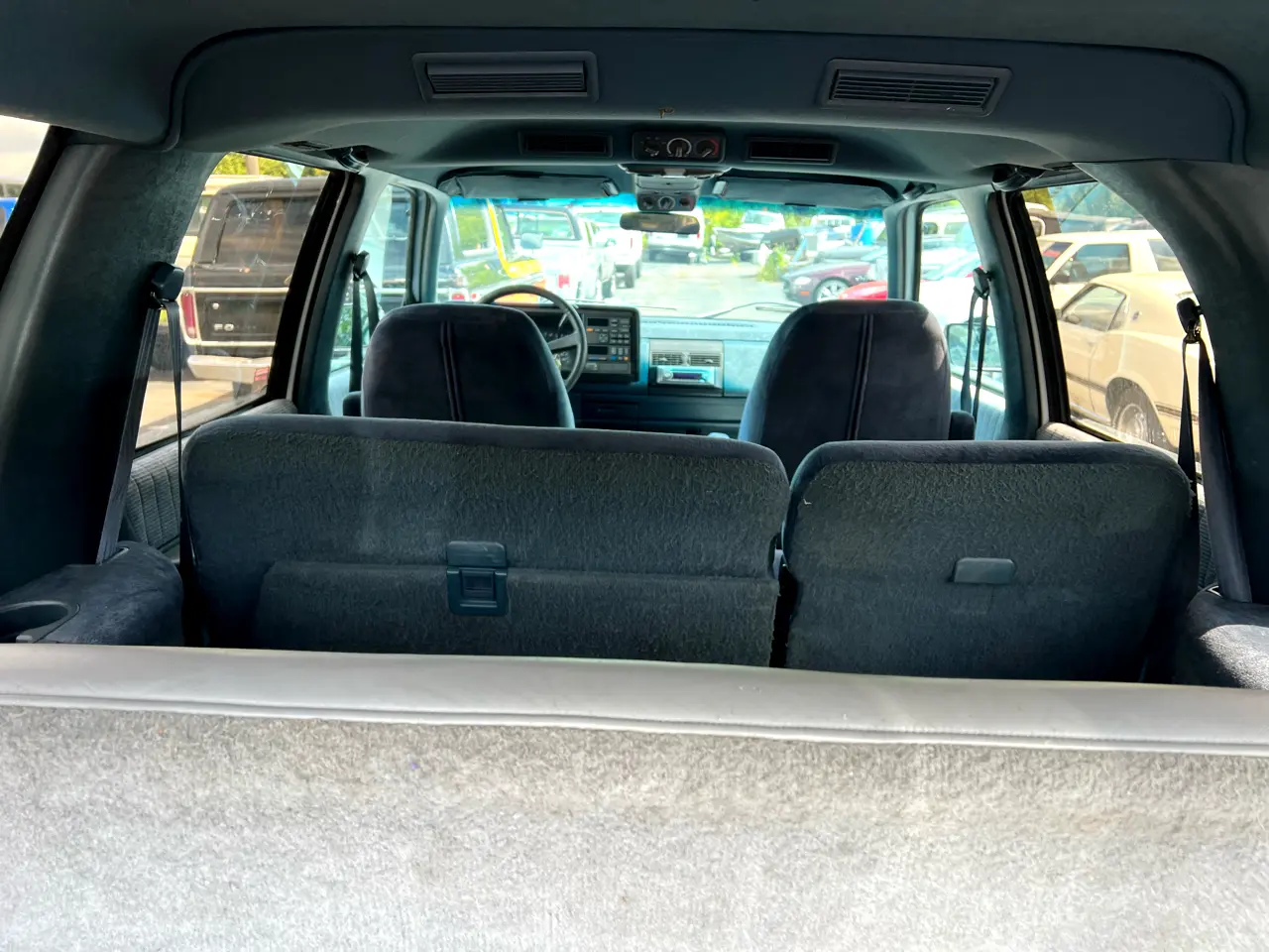 1993-chevy-surburban-2500-for-sale-wisconsin-019