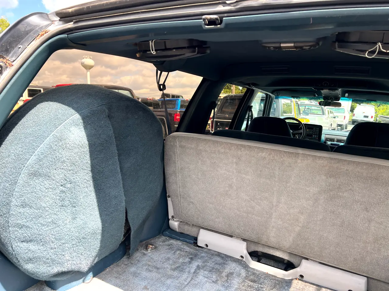 1993-chevy-surburban-2500-for-sale-wisconsin-020