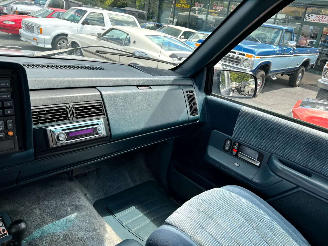 1993-chevy-surburban-2500-for-sale-wisconsin-07