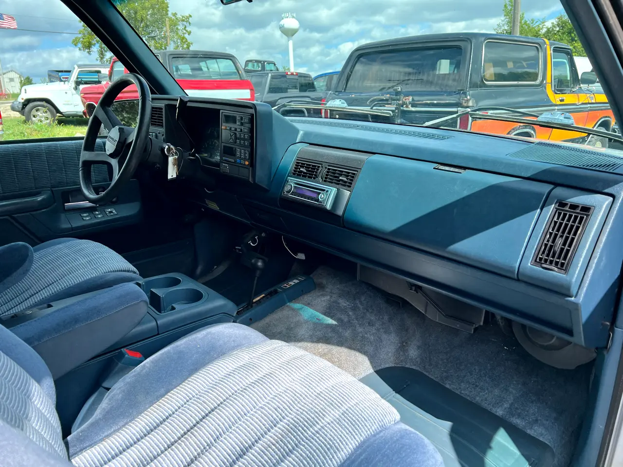 1993-chevy-surburban-2500-for-sale-wisconsin-09