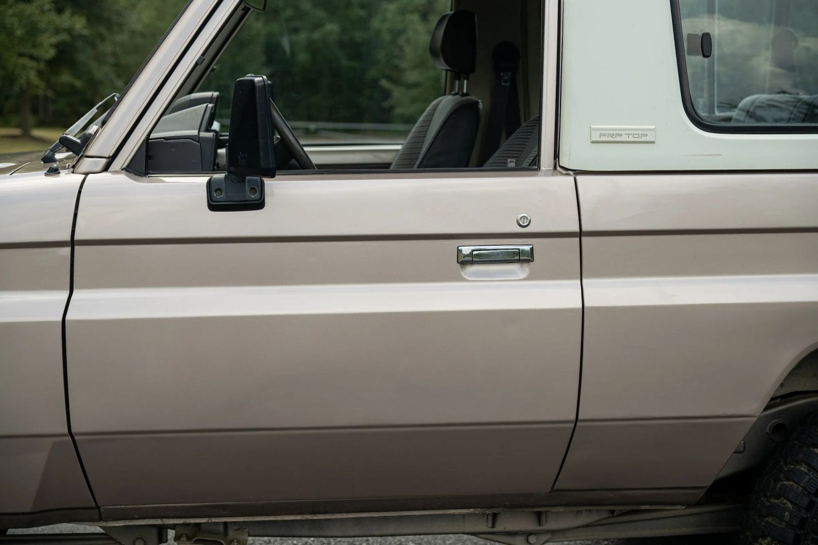 1994-toyota-land-cruiser-kzj72 (15)
