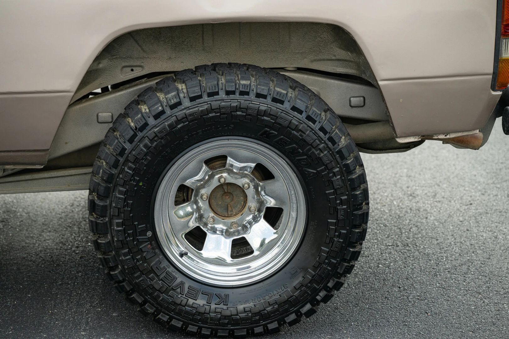 1994-toyota-land-cruiser-kzj72 (18)