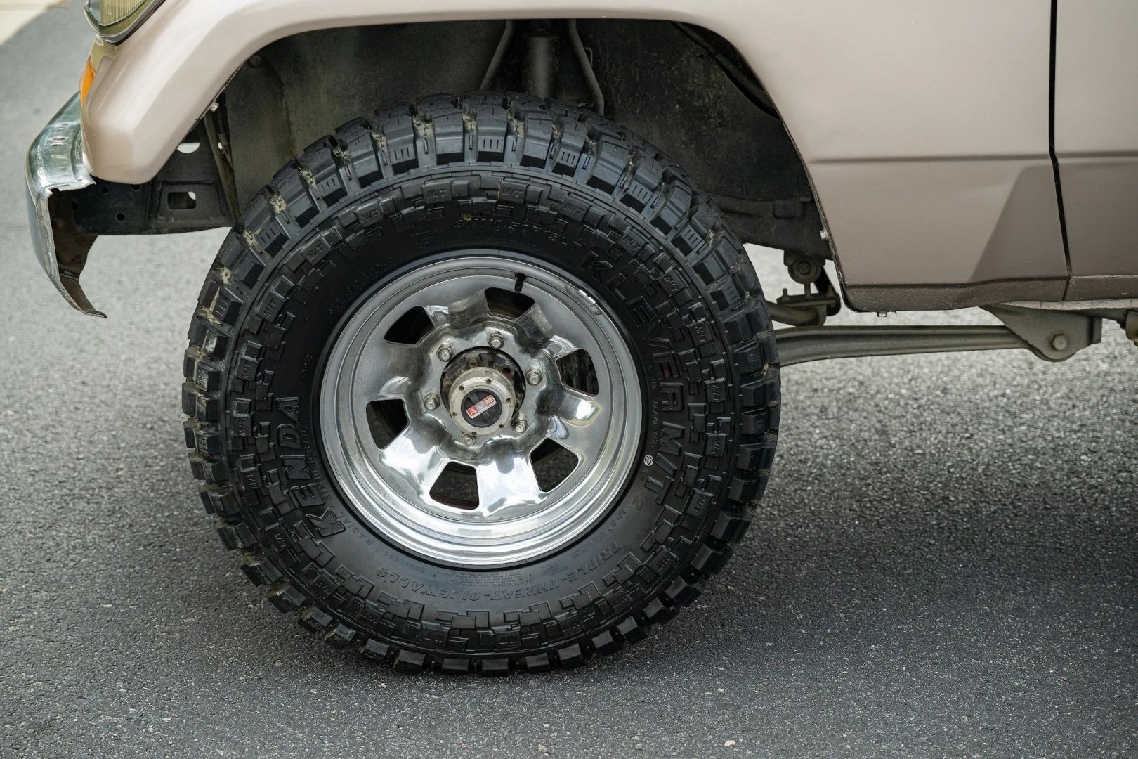 1994-toyota-land-cruiser-kzj72 (23)