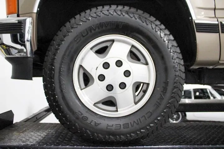 1995-chevy-tahoe-ls-for-sale (78)