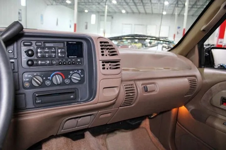 1995-chevy-tahoe-ls-for-sale (81)
