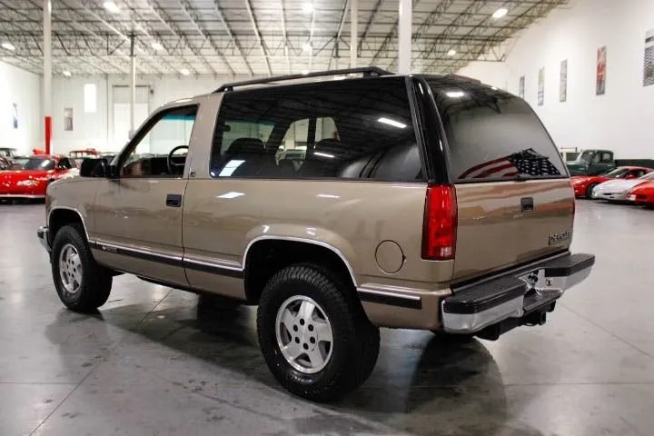 1995-chevy-tahoe-ls-for-sale (91)