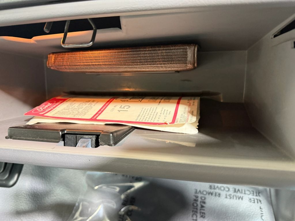 1995-ford-f150-regular-cab (18)