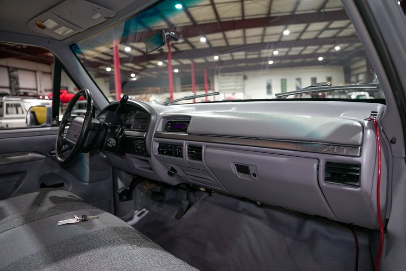 1995-ford-f150-xlt-4x4-for-sale-grand-rapids-mi-18