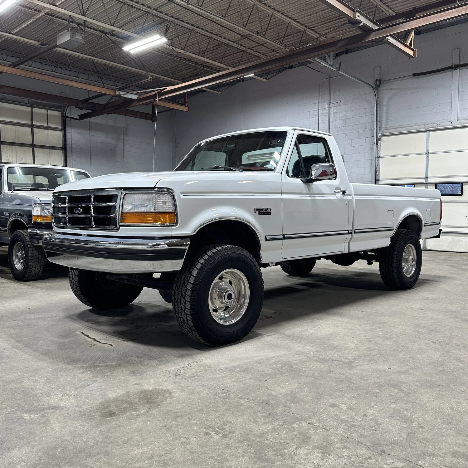 1995-ford-f350-for-sale-indiana-01