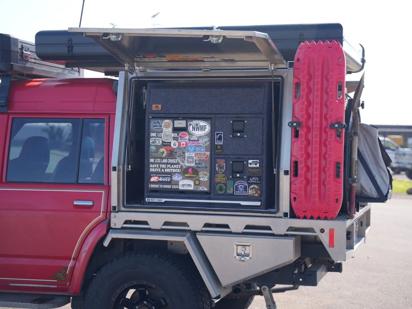 1995-nissan-safari-fire-truck (121)