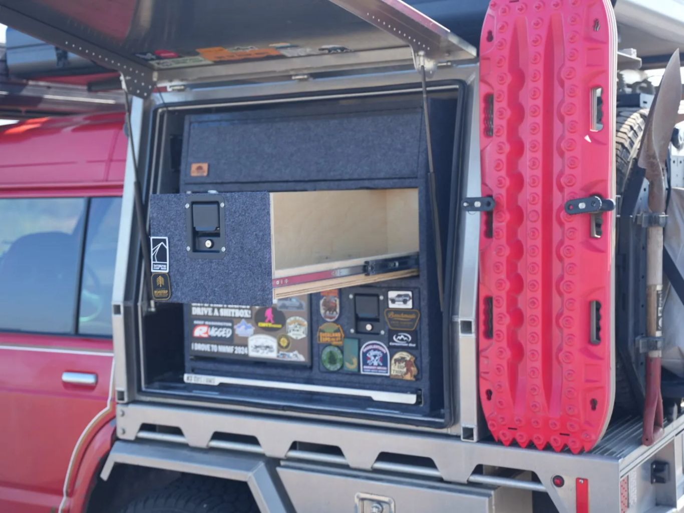 1995-nissan-safari-fire-truck (125)