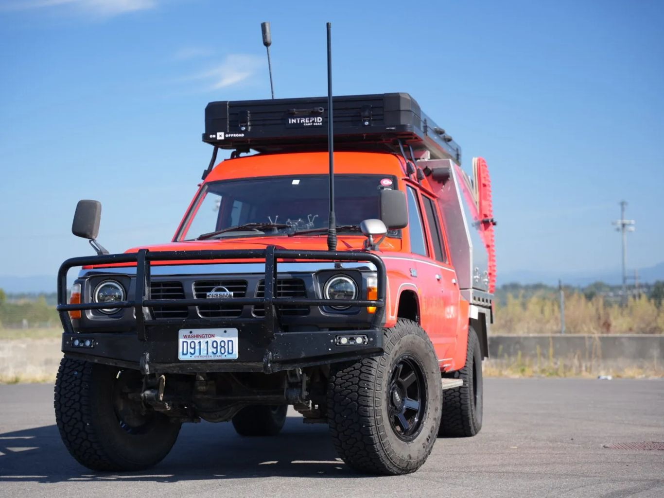 1995-nissan-safari-fire-truck (147)