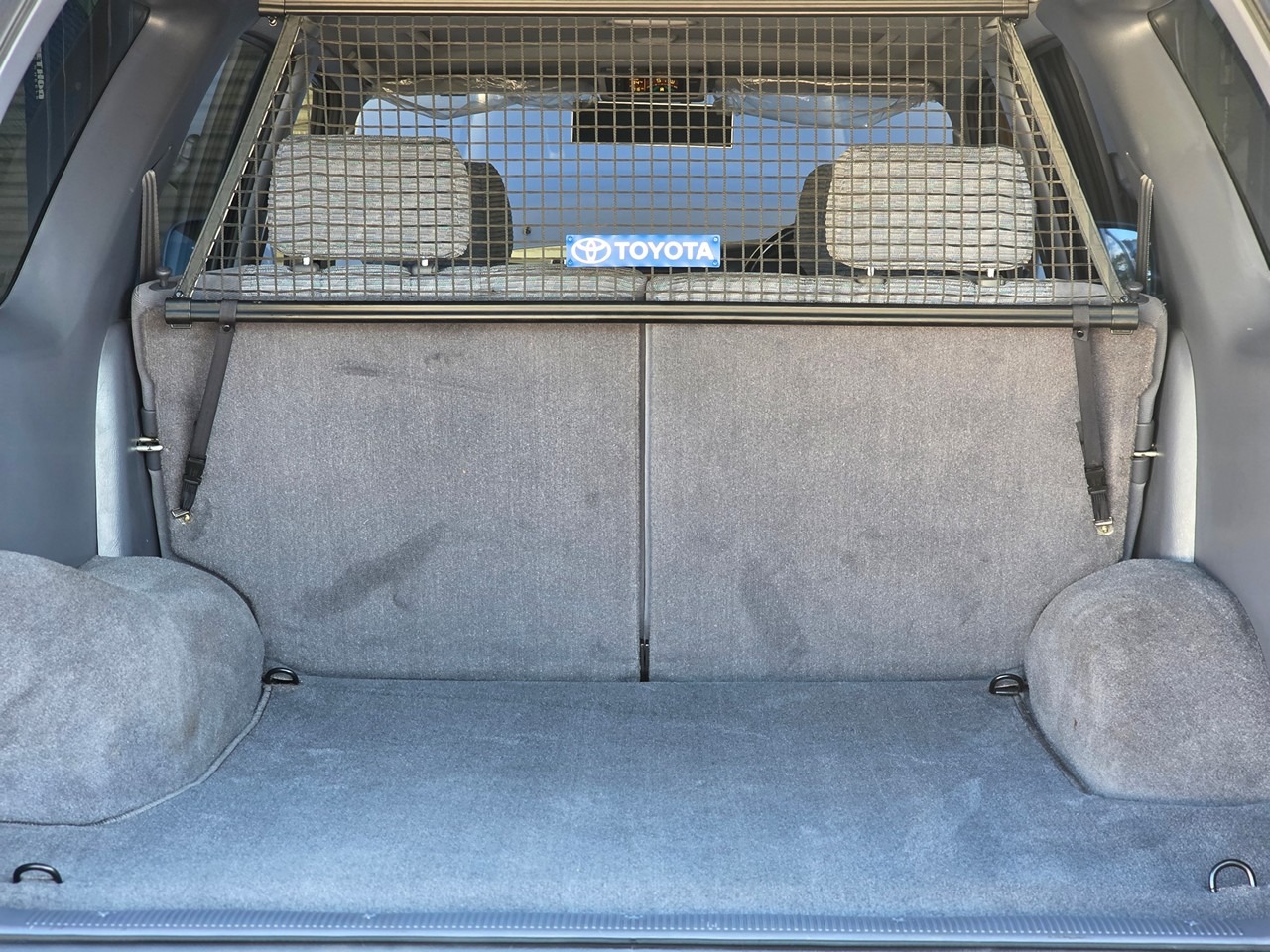 1995-toyota-hilux-surf-ssrg (9)