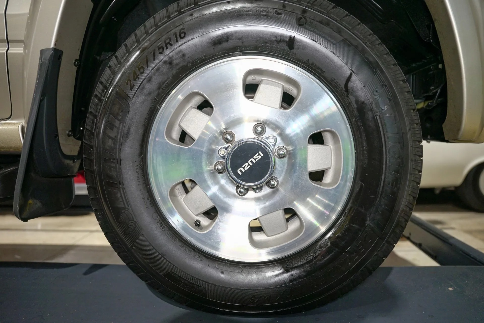 1996-isuzu-trooper-for-sale (58)