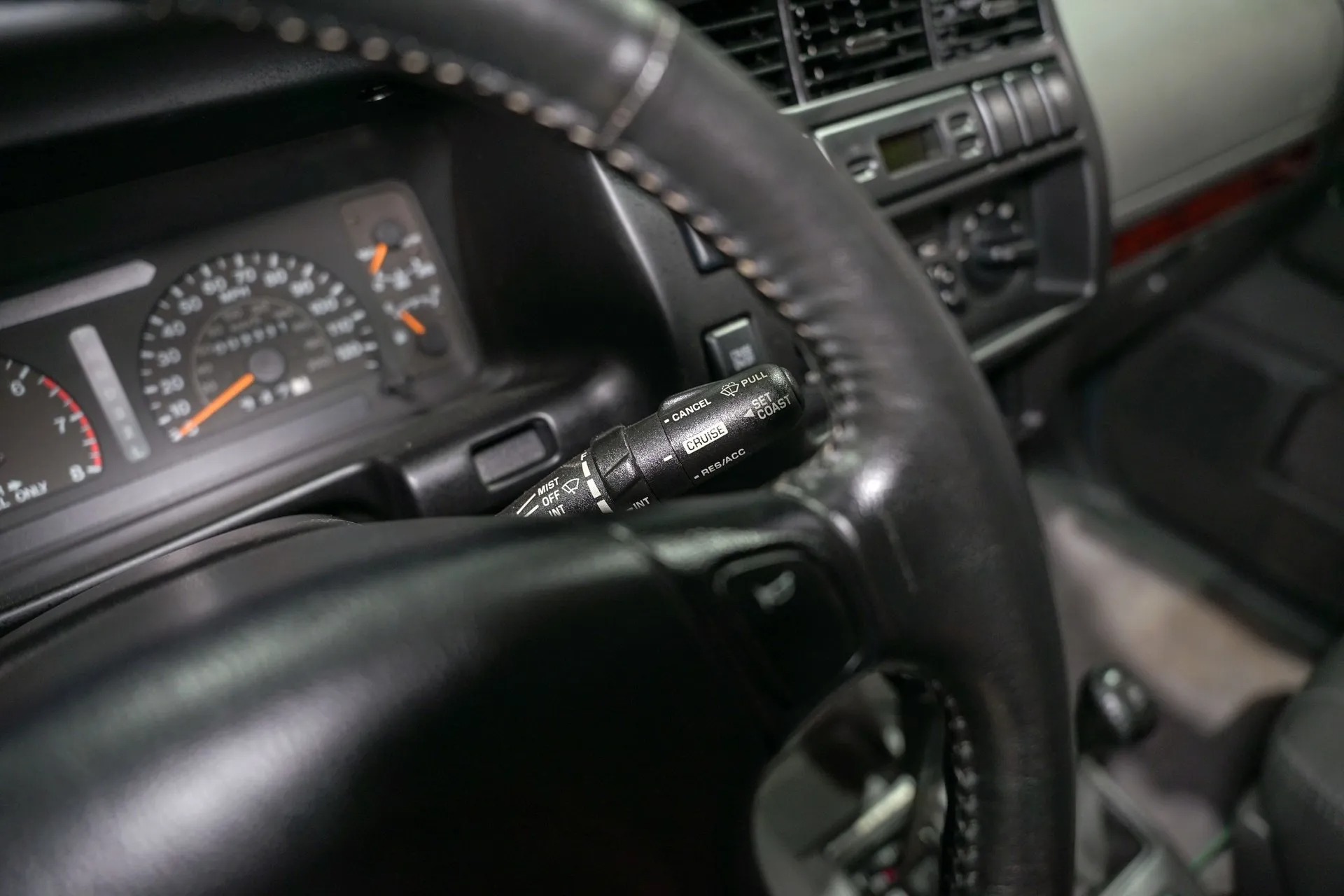 1996-isuzu-trooper-for-sale (73)