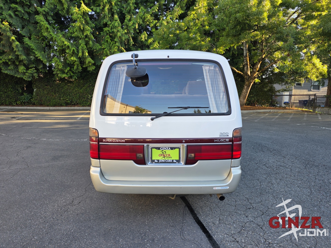 1996-toyota-hiace-super-custom-living-saloon-ex-LAm1lzGC