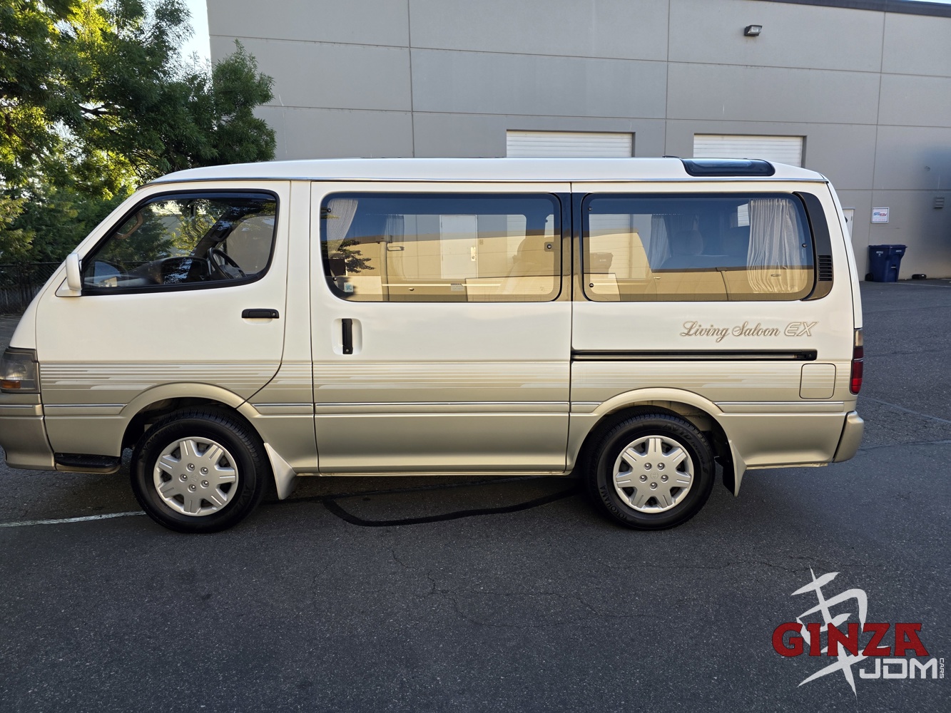 1996-toyota-hiace-super-custom-living-saloon-ex-S4pWa2Km