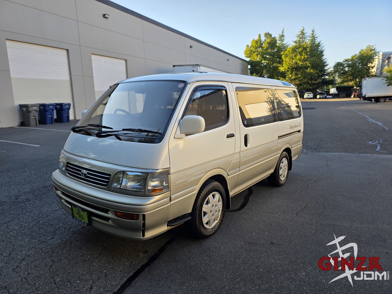 1996-toyota-hiace-super-custom-living-saloon-ex-hP5DBkIj