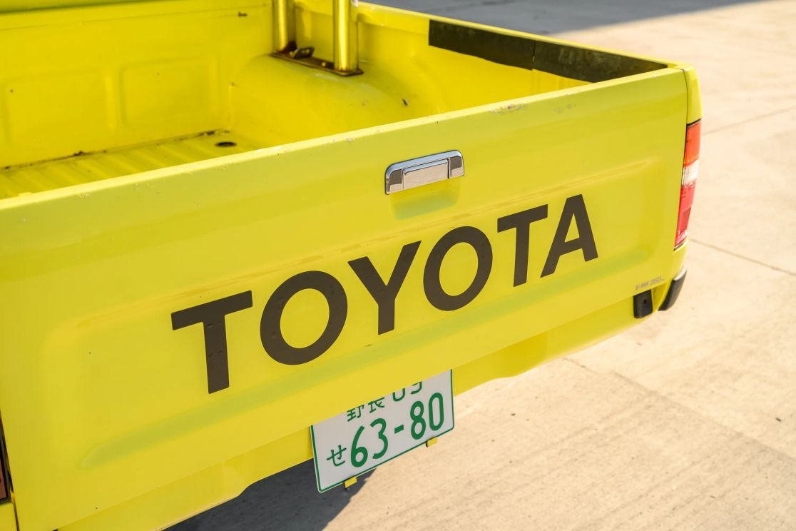 1996-toyota-hilux-ssrx-for-sale (103)