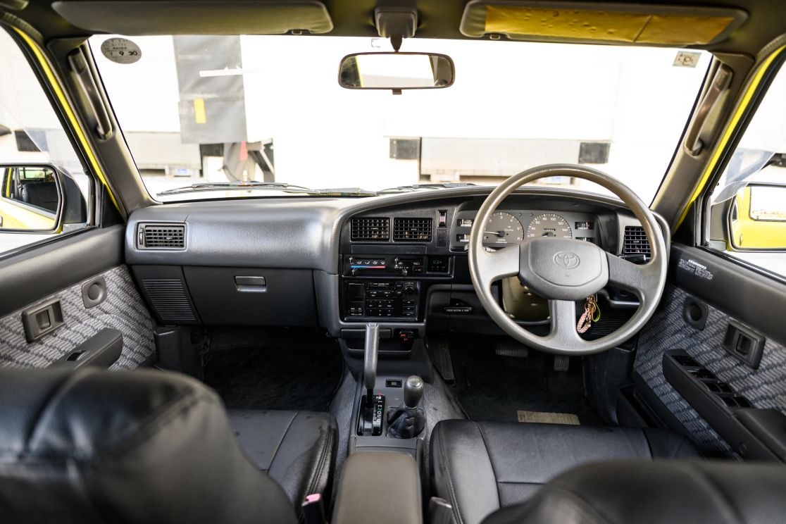 1996-toyota-hilux-ssrx-for-sale (120)