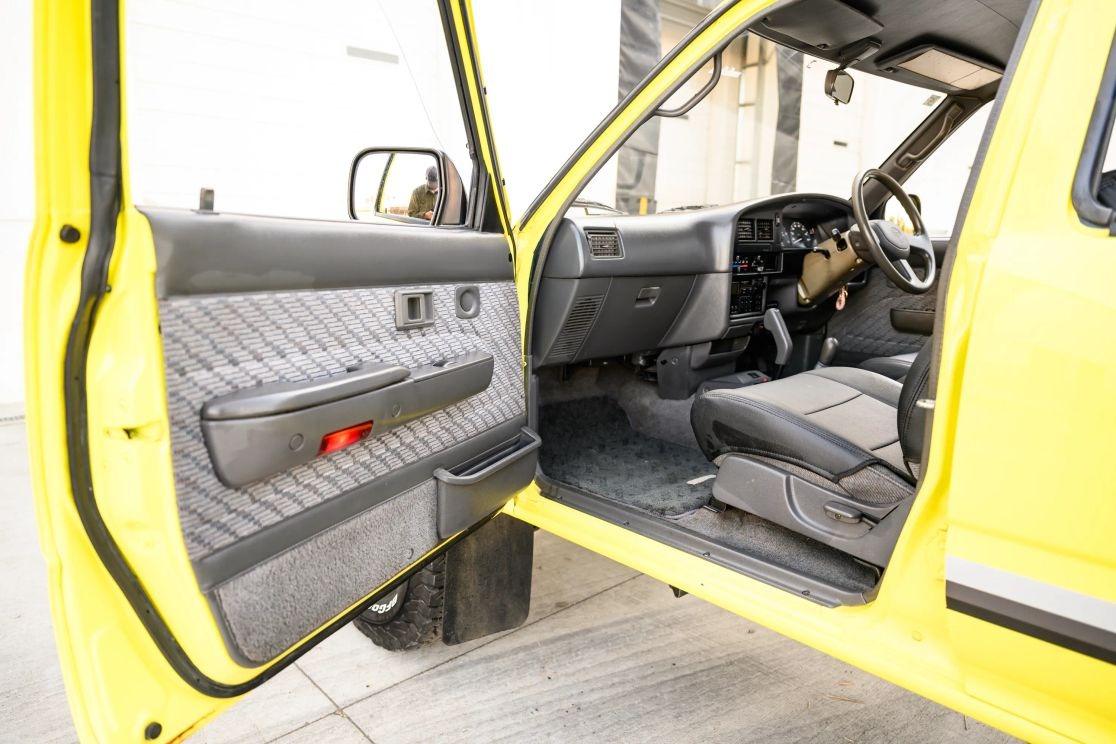 1996-toyota-hilux-ssrx-for-sale (123)