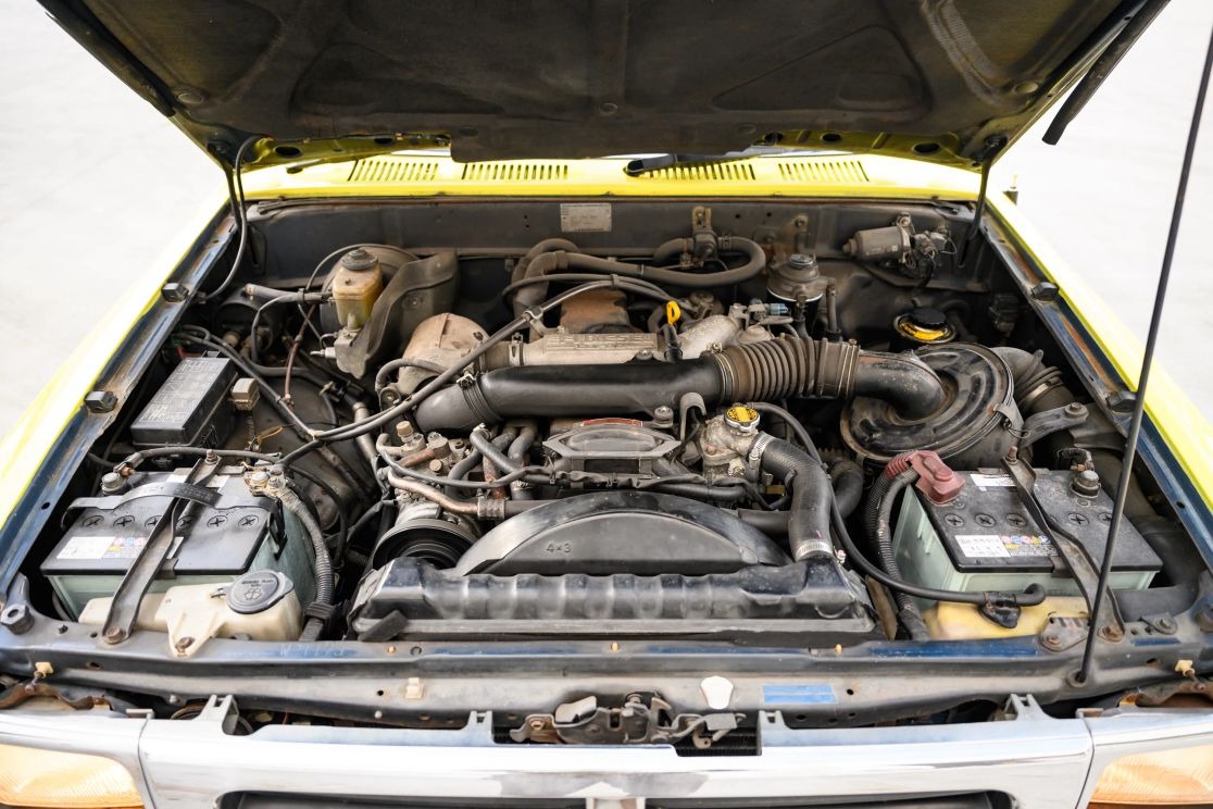 1996-toyota-hilux-ssrx-for-sale (16)