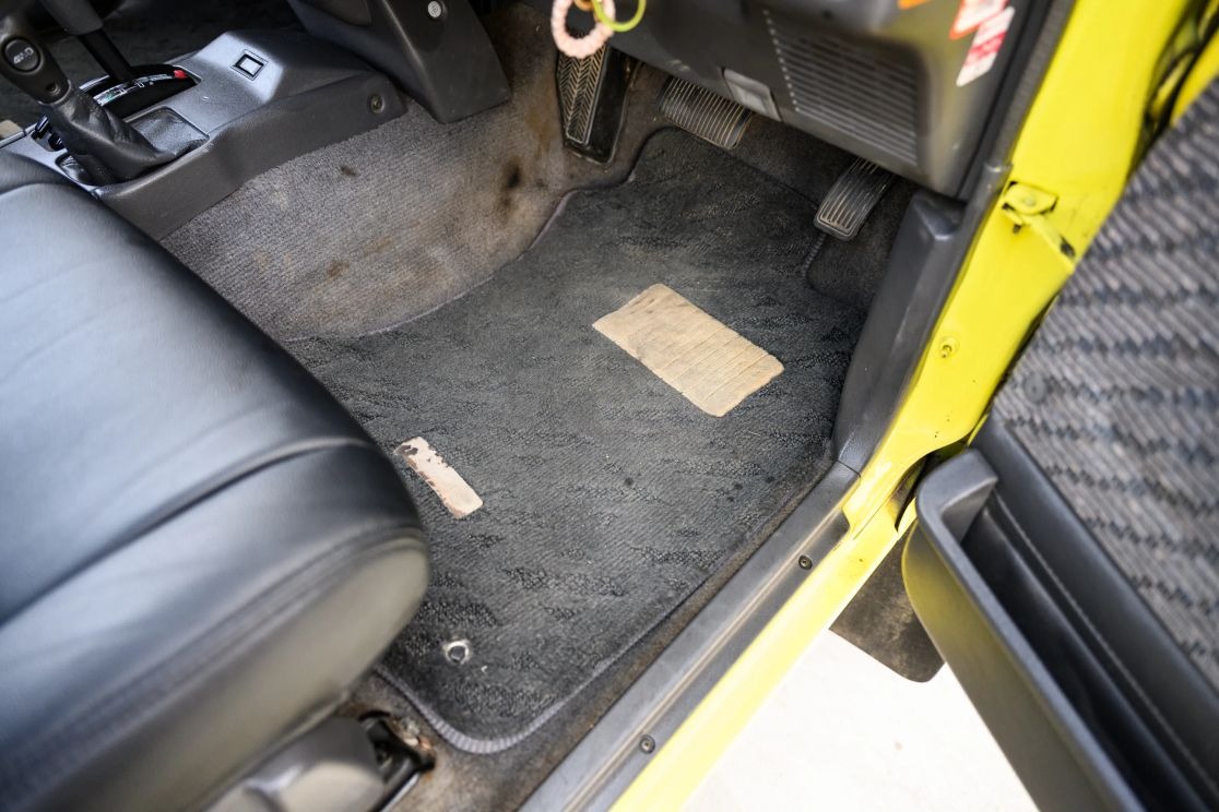 1996-toyota-hilux-ssrx-for-sale (24)