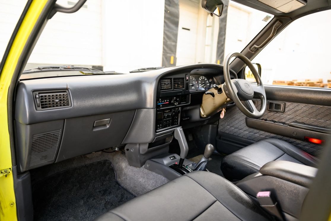 1996-toyota-hilux-ssrx-for-sale (30)