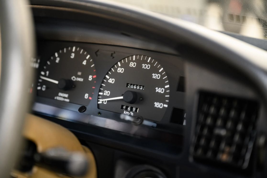 1996-toyota-hilux-ssrx-for-sale (46)