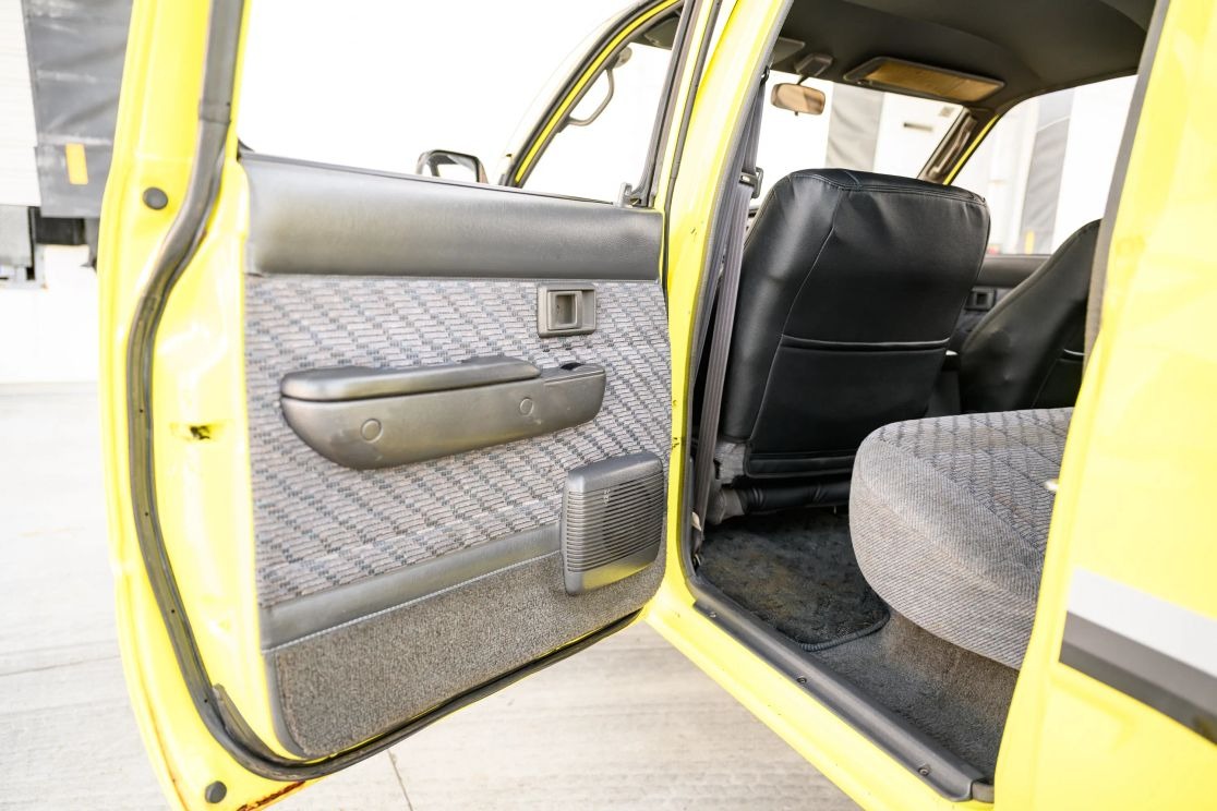 1996-toyota-hilux-ssrx-for-sale (49)
