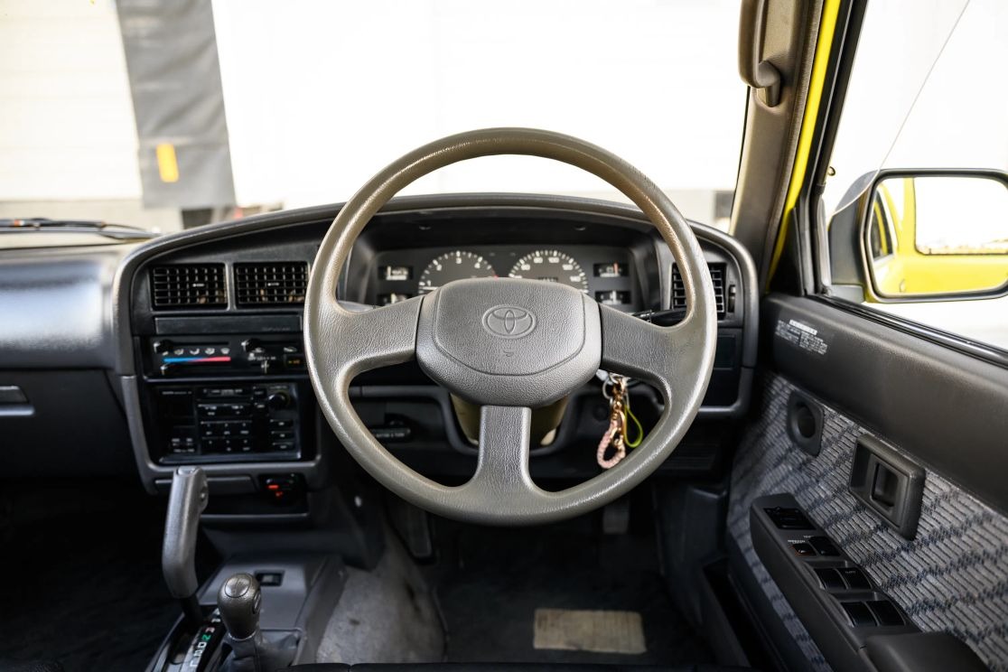 1996-toyota-hilux-ssrx-for-sale (51)