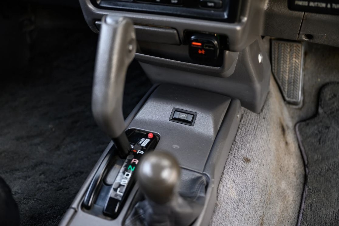 1996-toyota-hilux-ssrx-for-sale (53)